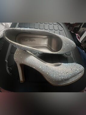 Silver Slipper™ Crystal Embellished High Heel Pumps - Silver